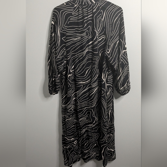 ZARA Black and white printed midi dress - size M - Picture 7 of 8